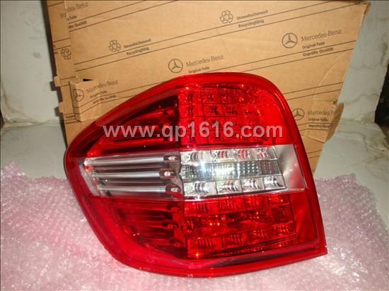 奔驰ML350尾灯A1649064200