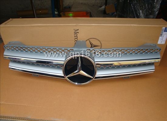 奔驰汽车CLS350中网A2198801683