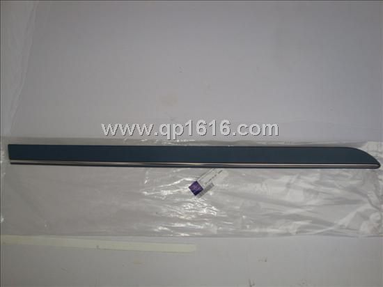 奔驰R350车门防撞条A2516902662