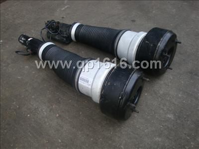 奔驰S550减震器