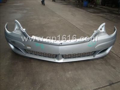 奔驰R500前保险杠